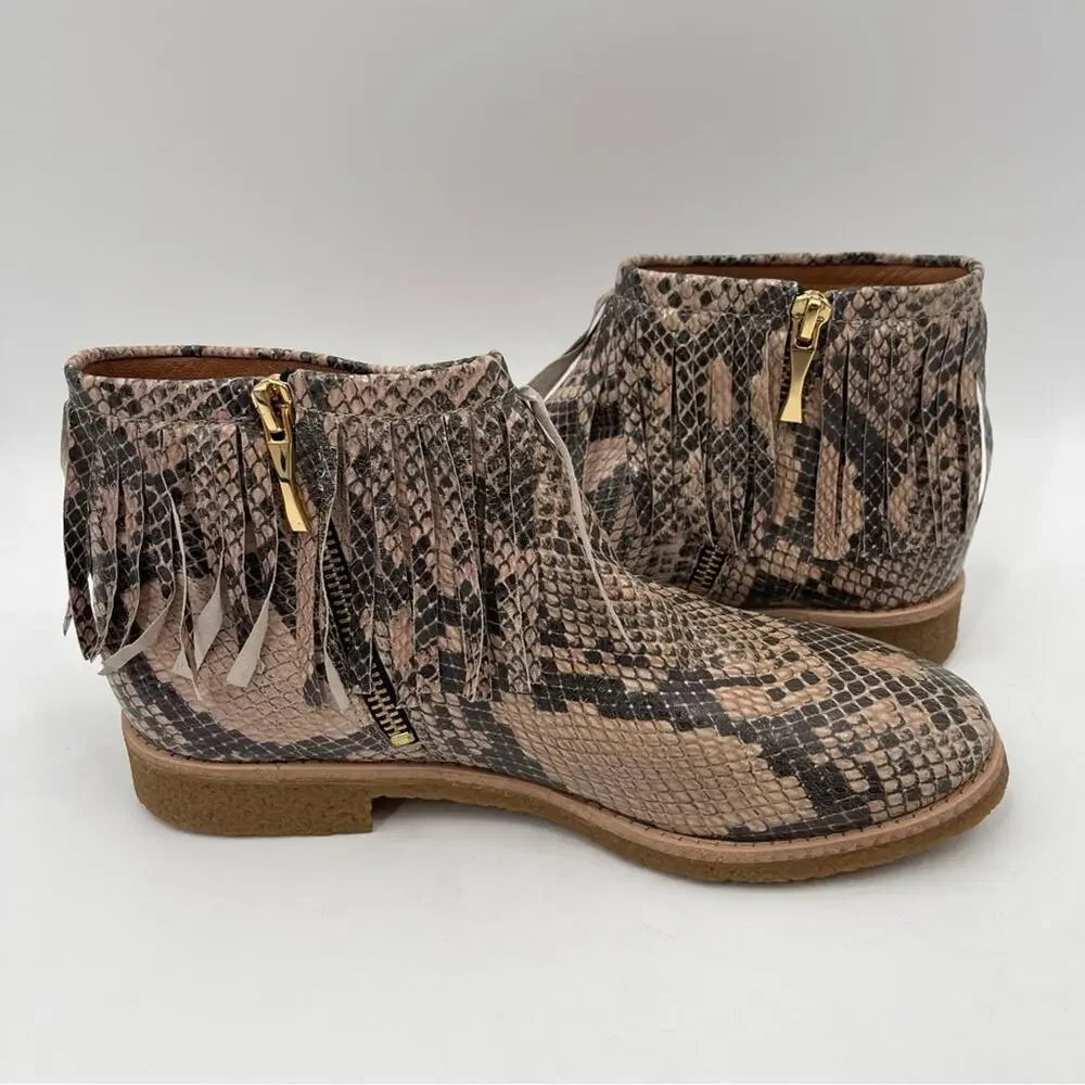 NEW KATE SPADE x SAKS Boots Bestie Fringe Bootie Snakeskin Zipper Size 7 NWOT